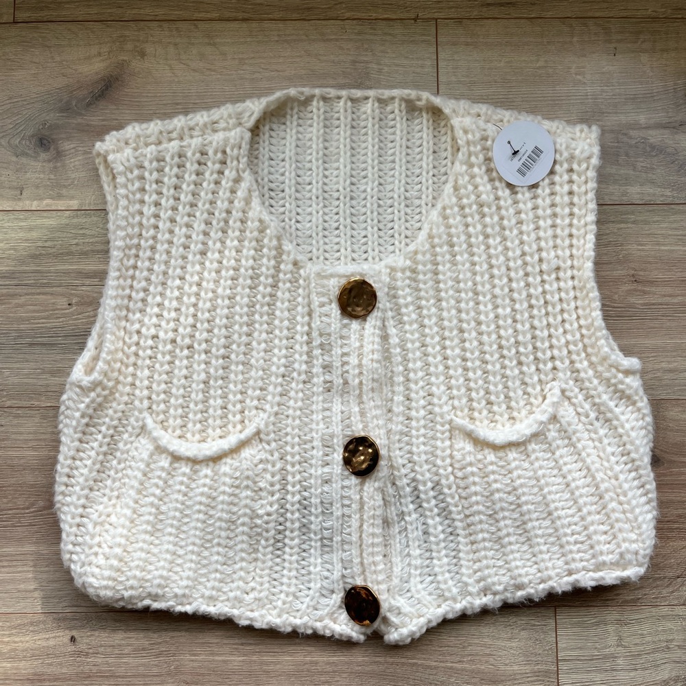 white chunky knit cropped sweater vest gold buttons pockets Large Boho old money